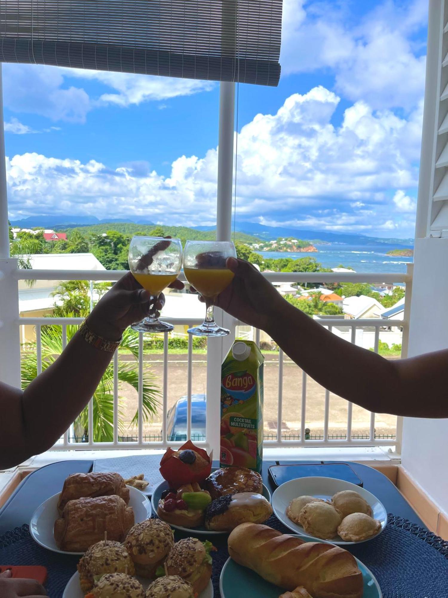 Appartement Vue Mer A 2 Minutes A Pied Des Plages Tartane La Trinite Luaran gambar